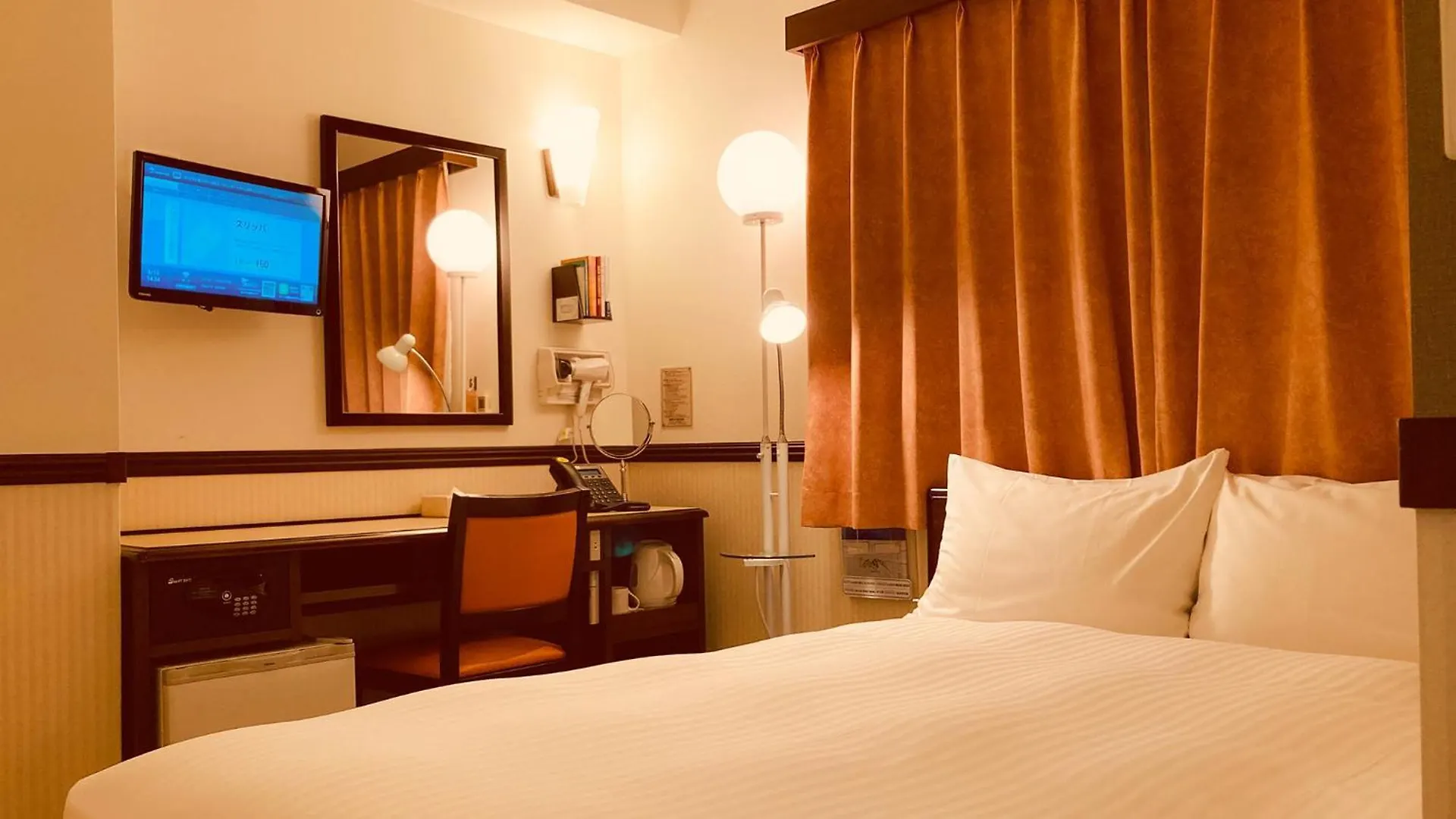 Toyoko Inn Shin-Osaka Chuo-Guchi Honkan 3*, Osaka