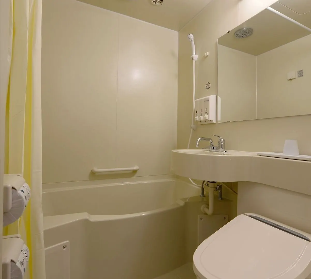 Toyoko Inn Shin-Osaka Chuo-Guchi Honkan Japonia